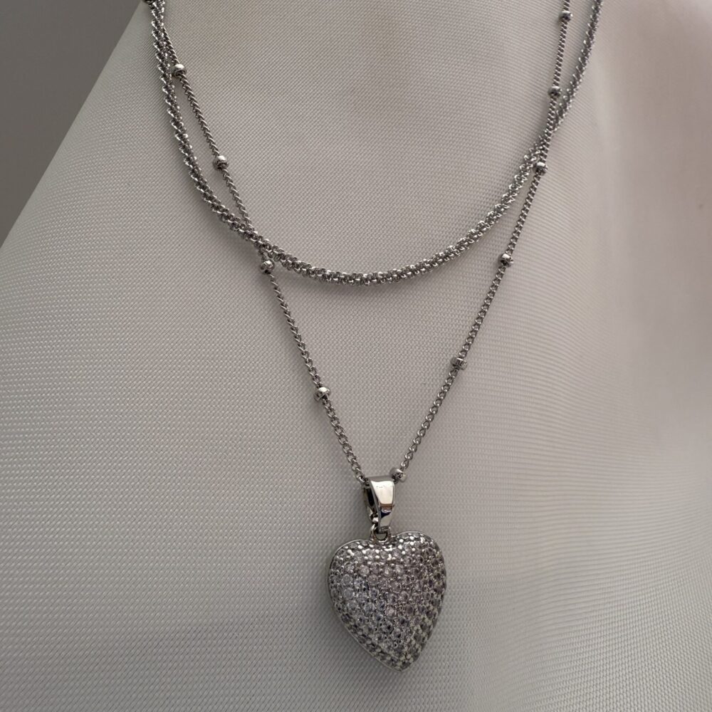 Çelik Gümüş Renkli Taşlı Kalp Figürlü Kolye